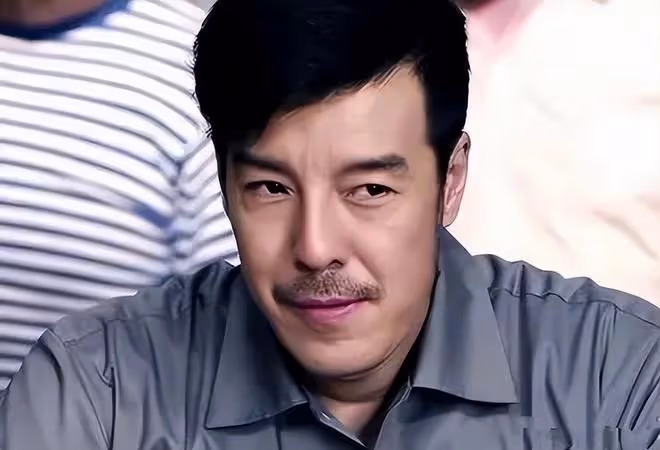 52歲男星被曝不滿老演員稱呼,向記者吐口水!本人急發視頻澄清