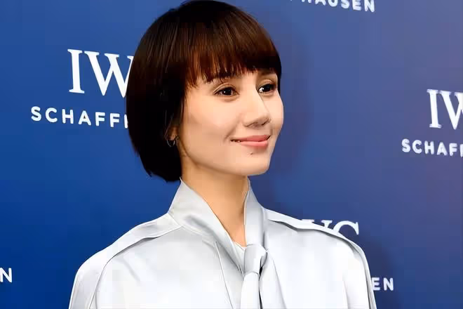 袁泉:6根鋼釘1根鋼條,堅守多年不變,袁泉打了多少明星的臉?