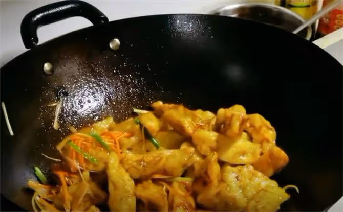 家常糖醋圓茄子這樣做,外酥里軟又可口,鮮香美味又解饞