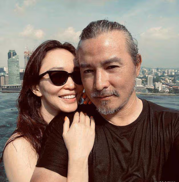 林志玲夫婦現身,黑澤終於被她熬成了「爹」