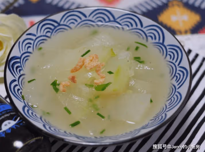 7月11號入伏,寧可不吃肉,也要吃這5種蔬菜,清熱解暑,安穩度夏