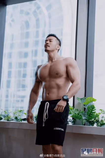 沈震軒陳欣妍情侶檔開健身中心!感情基礎好不怕影響關係