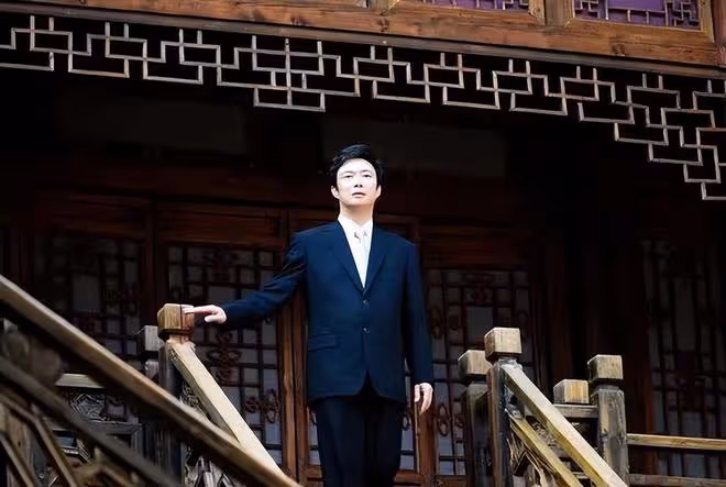 費玉清疑病危傳聞升級!私生子被曝現身爭產,黃安氣憤回應曝真相