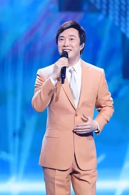 費玉清疑病危傳聞升級!私生子被曝現身爭產,黃安氣憤回應曝真相
