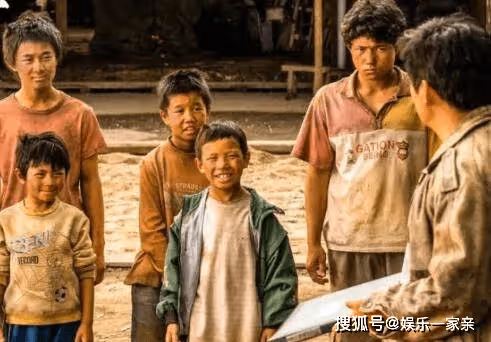《八角籠中》向騰輝的姐姐是誰演的？原來是王寶強親姐姐上陣！