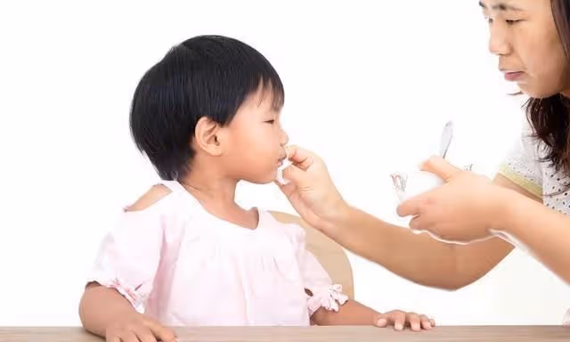 貼錢帶孫三年，兒媳訓我象訓孫子，老伴帶我走，如今兒媳求我回去