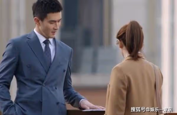 《繁華似錦》蘇沫吻戲在第幾集?《繁華似錦》蘇沫的前男友是誰?