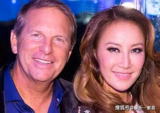 李玟家屬將舉行歌迷追思會,李玟個人資料被扒,李玟離婚真實原因是怎樣的?