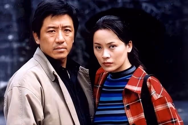 丁勇岱:對趙雪華一見鍾情,結婚37年零緋聞,如今兒子成心病
