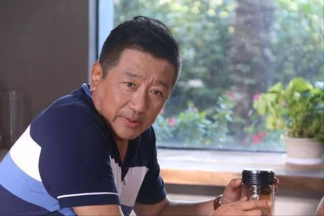 丁勇岱:對趙雪華一見鍾情,結婚37年零緋聞,如今兒子成心病