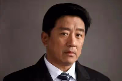 丁勇岱:對趙雪華一見鍾情,結婚37年零緋聞,如今兒子成心病
