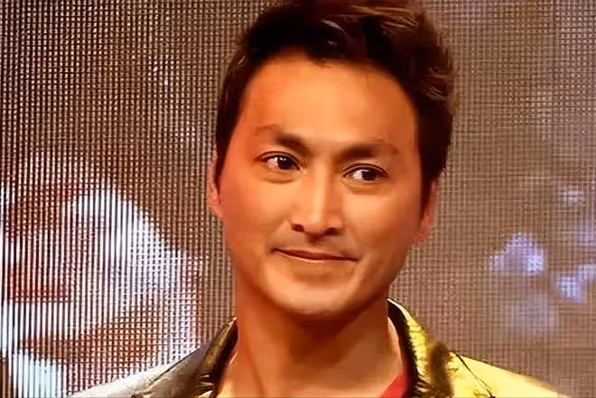 「展昭」何家勁,等一個女人等到60歲,卻發現是對方的一個玩笑