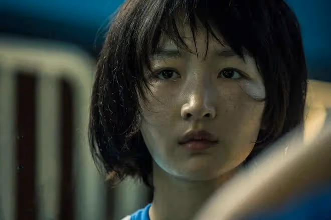 事實證明,「飛揚跋扈」的周冬雨,已經在另一個圈子裡如魚得水