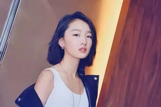 事實證明,「飛揚跋扈」的周冬雨,已經在另一個圈子裡如魚得水