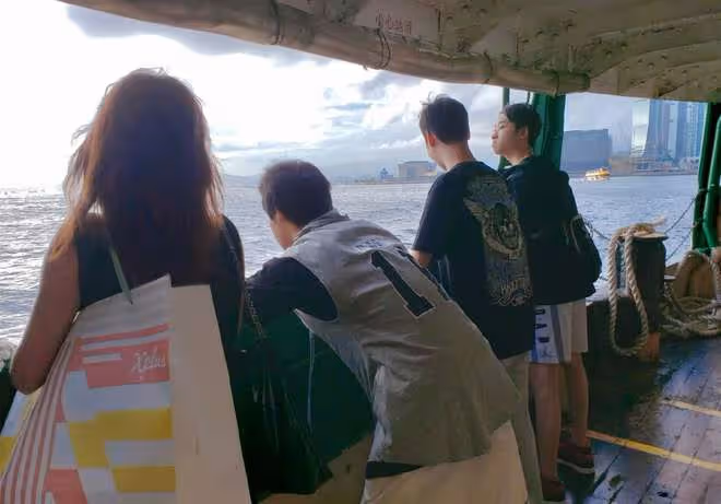 61歲馬景濤疑三婚!倆兒子懶理傳聞陪媽媽旅遊,近照高大又帥氣