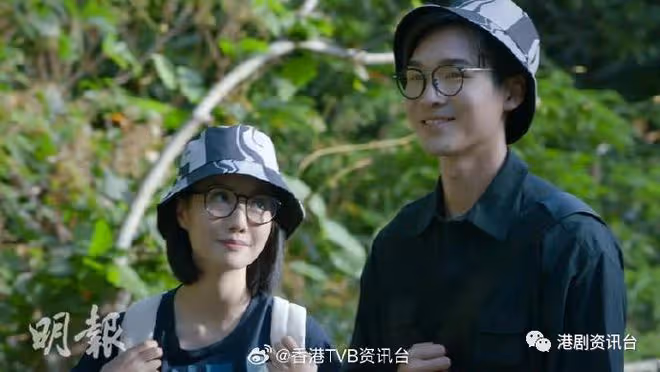 靈戲逼人｜謝雪心50秒耍雙劍戲 顯粵劇一線花旦功架