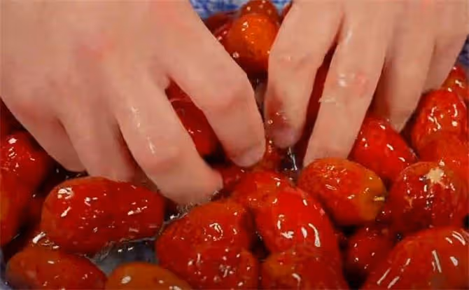 三伏天到了,把紅棗上鍋蒸一蒸,作用真是太厲害了,舒服過夏天
