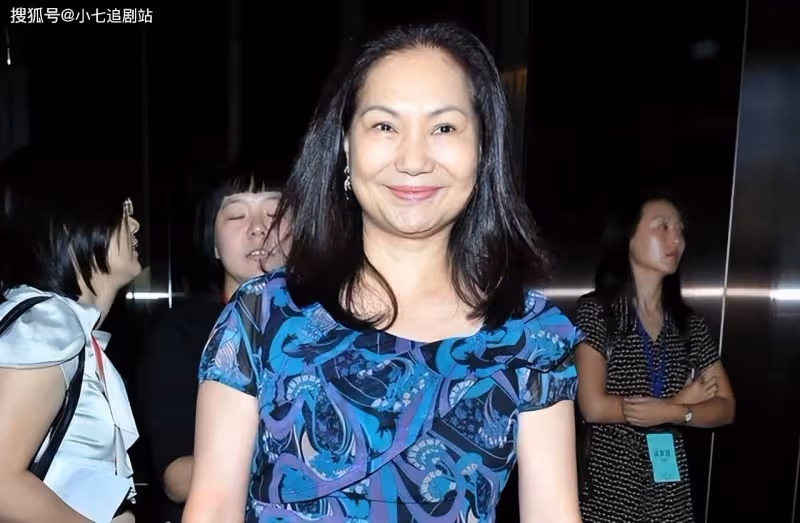 別太離譜!為了子女汪小菲委曲求全,跟大S握手言和,派汪爸和親