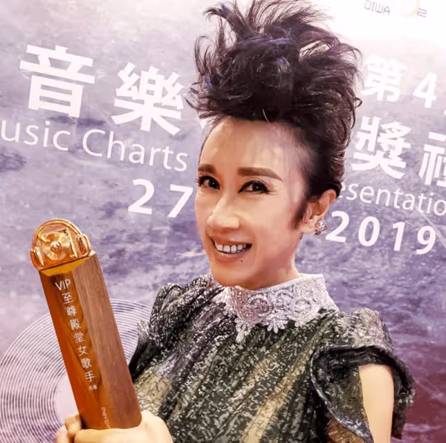 59歲TVB女星近況曝光面容消瘦!演過大量TVB劇卻仍單身!