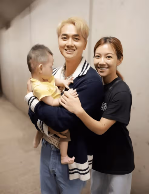 大變樣?TVB男星染金髮拍MV!老婆帶兒子驚喜探班:差點不認得我