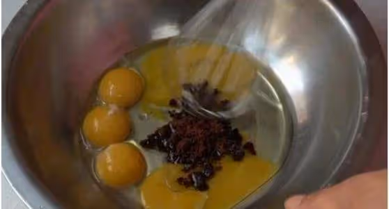 暄軟香甜的紅棗核桃蛋糕，成本幾元，做法簡單，補血補腦超營養~