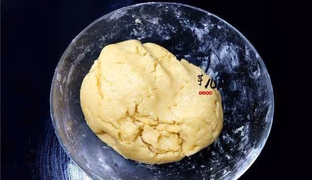 桃酥不用外面買,這方法和配方簡單美味,快收好,學會天天在家吃~