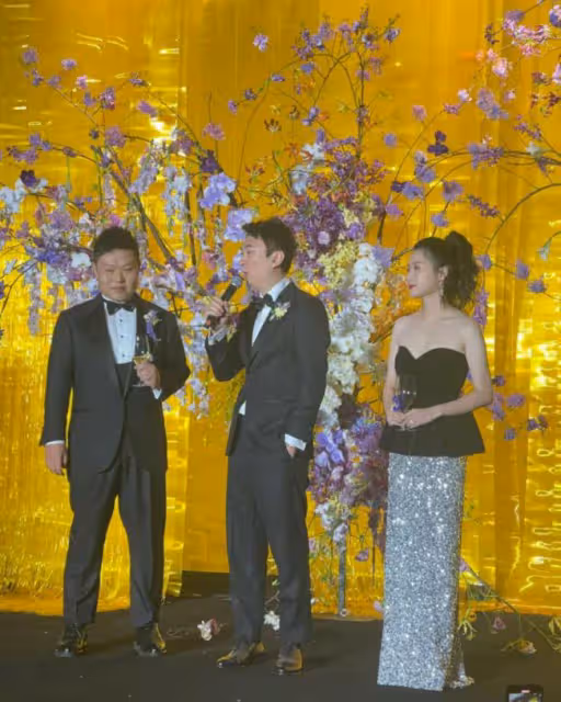王思聰第五次當伴郎,西服廉價褶皺明顯,被調侃娶不到老婆