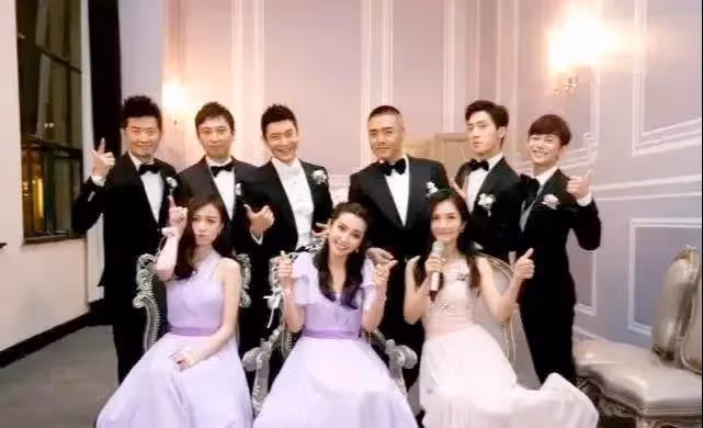 王健林:看不到希望了?王思聰再一次當伴郎,女友成群就是不結婚