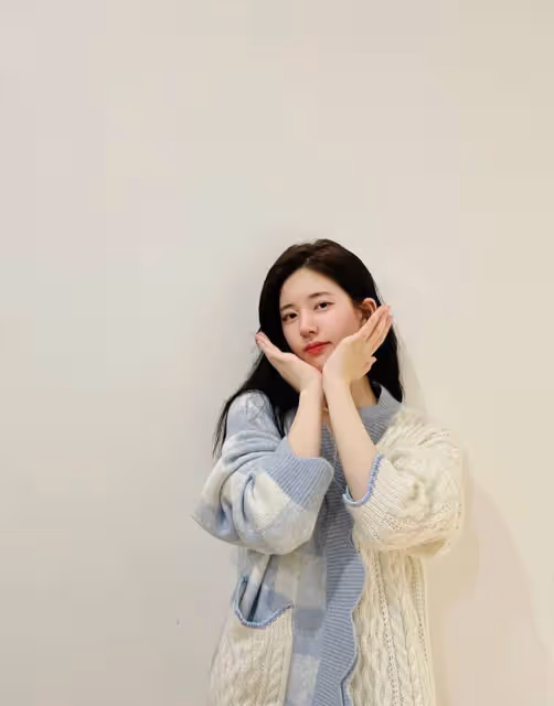 微胖+圓臉如何穿?趙露思10套甜美顯瘦搭配教會你