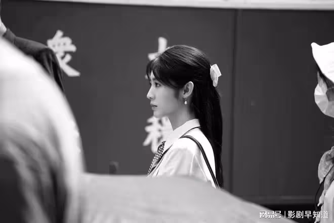 央視正劇《暗夜與黎明》官宣,陳哲遠出演一番男主,是巨大考驗