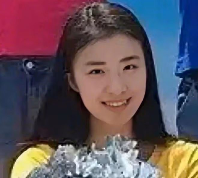 王楚然早期舊照惹爭議,多次營銷美過劉亦菲,卻被質疑做過微調
