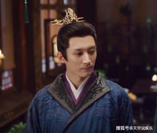 《長風渡》結局:范玉和洛子商發動政變,周高朗將皇位禪讓給周燁