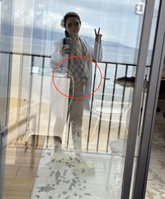 Selina分享產前最後一次旅行，挺孕肚穿泳裝，肚大如籮狀態超好