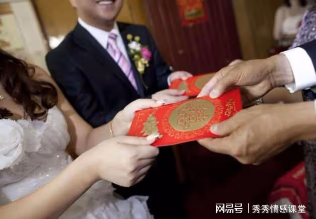 故事:父親再三交代我回村不能開車,參加鄰居喜宴後,我才明白了