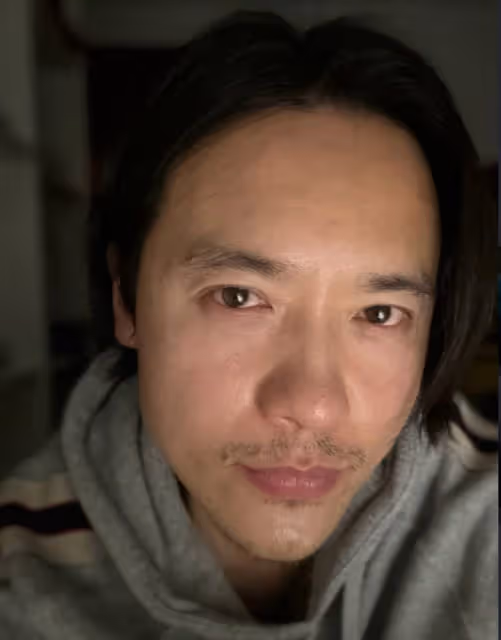 40歲高雲翔近況曝光,經濟拮据頭髮鬍子白了不少,越來越女性化