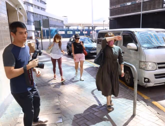 李玟頭七!倆姐姐現身殯儀館辦喪事,老公不見蹤影傳找律師爭產