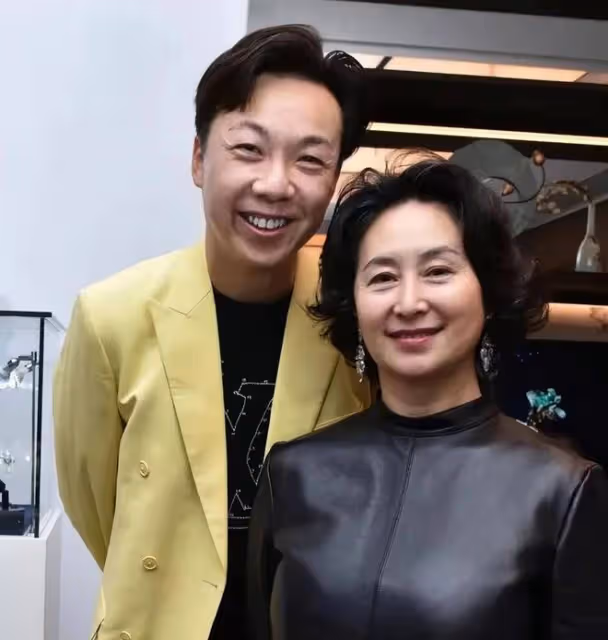 網傳60歲何超瓊愛上陳百強表弟，她終究還是沒放下舊愛的牽絆嗎