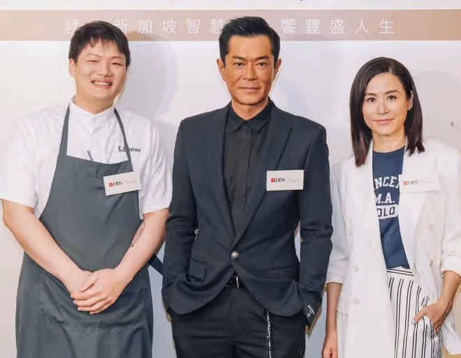 古天樂率一眾旗下藝人出席活動,宣萱與老闆齊站C位盡顯一姐地位