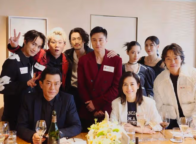 古天樂率一眾旗下藝人出席活動,宣萱與老闆齊站C位盡顯一姐地位