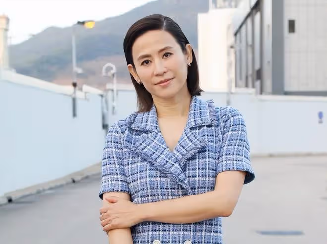 古天樂率一眾旗下藝人出席活動,宣萱與老闆齊站C位盡顯一姐地位