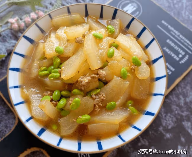 三伏天養生,建議每天吃點清淡的,推薦5道炒菜,照著做吃得好