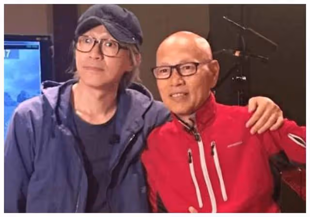 自稱怪人!知名港星盛夏穿外套加圍巾,現身國外街頭與旁人反差大