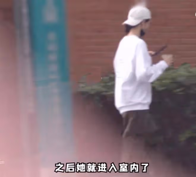 鄭愷喜得三胎再添實錘！苗苗已入住月子中心，獲女兒看望穿著厚實
