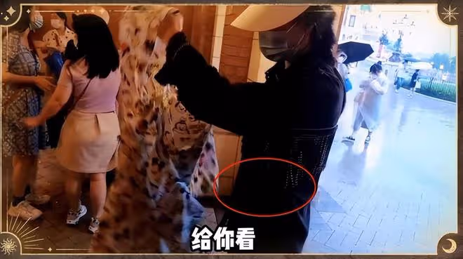 三胎實錘?鄭愷老婆被拍現身月子中心,38度高溫穿長衣長褲不怕熱