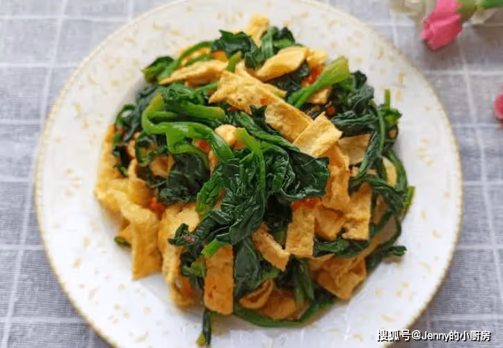 天氣炎熱胃口差,推薦5道好吃的涼拌菜,酸爽開胃,照著做吃得香