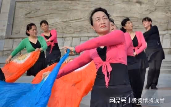 俺來：我退休躺平感覺很自在，可去了一趟堂姐家，我卻後悔了