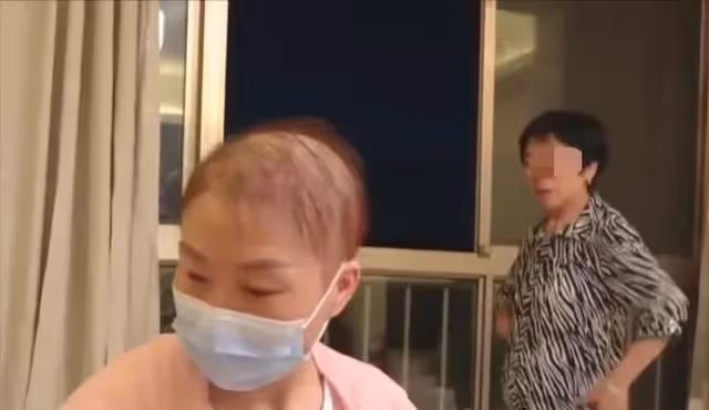 長沙女子癌症晚期,爭奪女兒40萬學費,直言:女兒有我重要嗎?