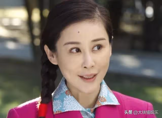 以為她們退圈了，原來是整容了沒認出來，美人真該遠離科技與狠活
