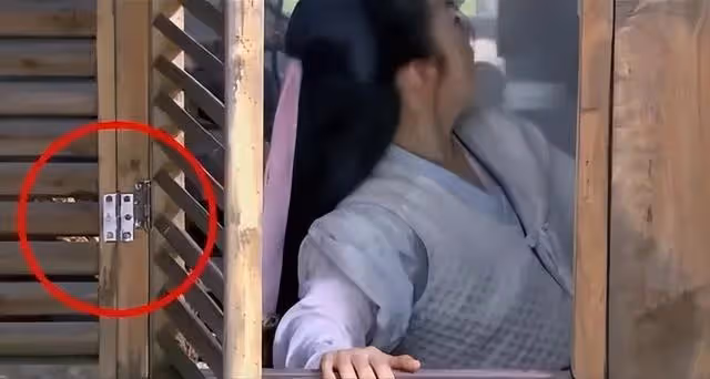 笑到肚子疼的穿幫鏡頭,手錶忍了,輪胎不說了,最後一個幾個意思