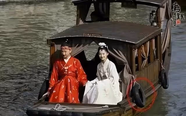 笑到肚子疼的穿幫鏡頭,手錶忍了,輪胎不說了,最後一個幾個意思
